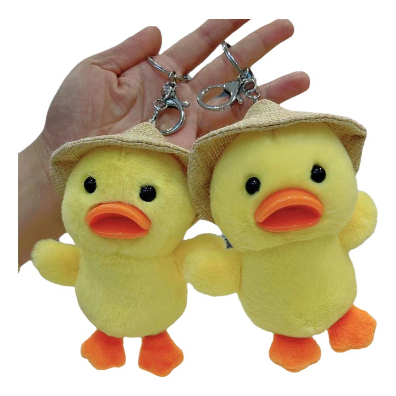 Internet celebridad pato muñeca colgante sombrero de paja viene en pato mochila adornos Keda pato llavero de peluche muñeca