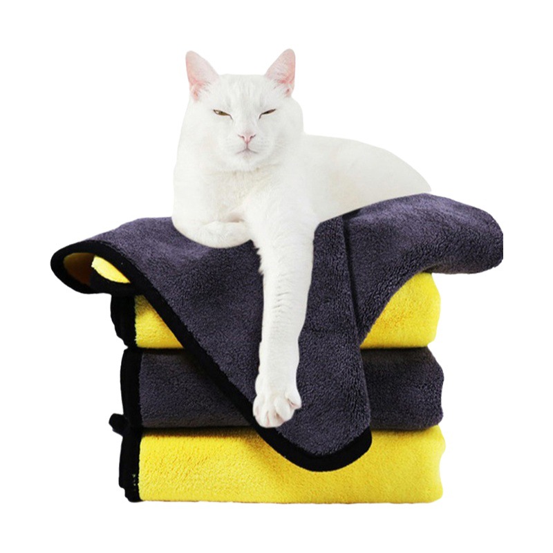 New coral velvet pet absorbent towel soft quick-drying dog cat multi-size bath towel can add logo