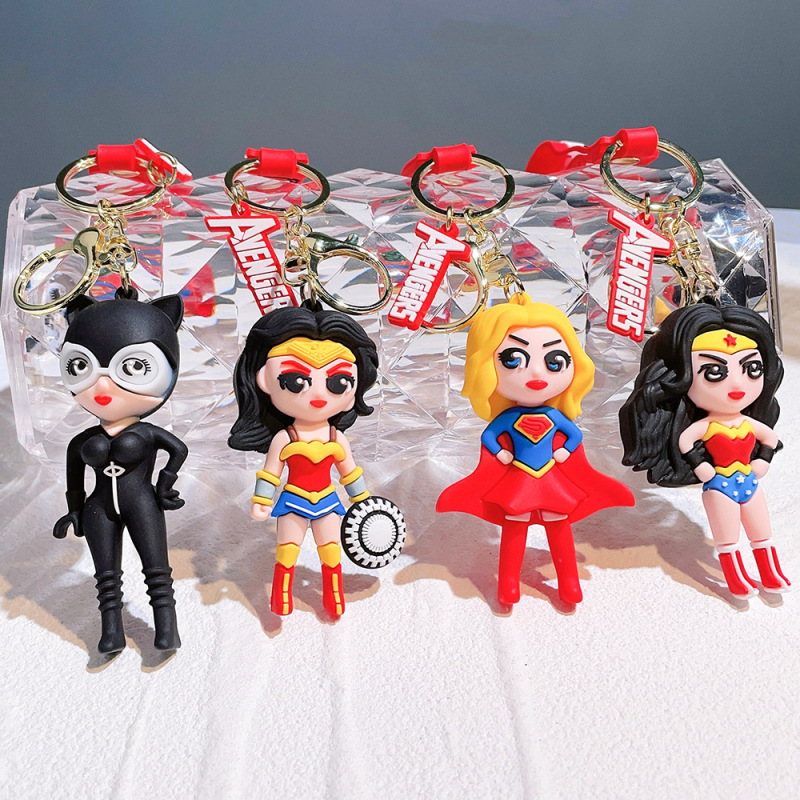 スーパーヒーローキーホルダージョーカーガールジョーカーキーホルダーサイコパスハーレークイン人形ペンダント|undefined