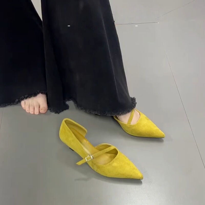 French-Style High Heels with Pointed Toe and Shallow Mouth in Mustard Green, 2026 New Model, Single-Strap High Heels, Stunning Shoes to Pair with Skirts