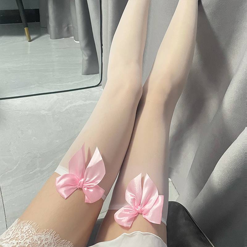 핑크 나비 흰색