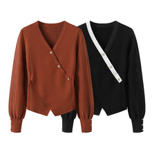 雅莹法式复古黑色显瘦V领套头长袖毛衣新款内搭修身针织打底衫