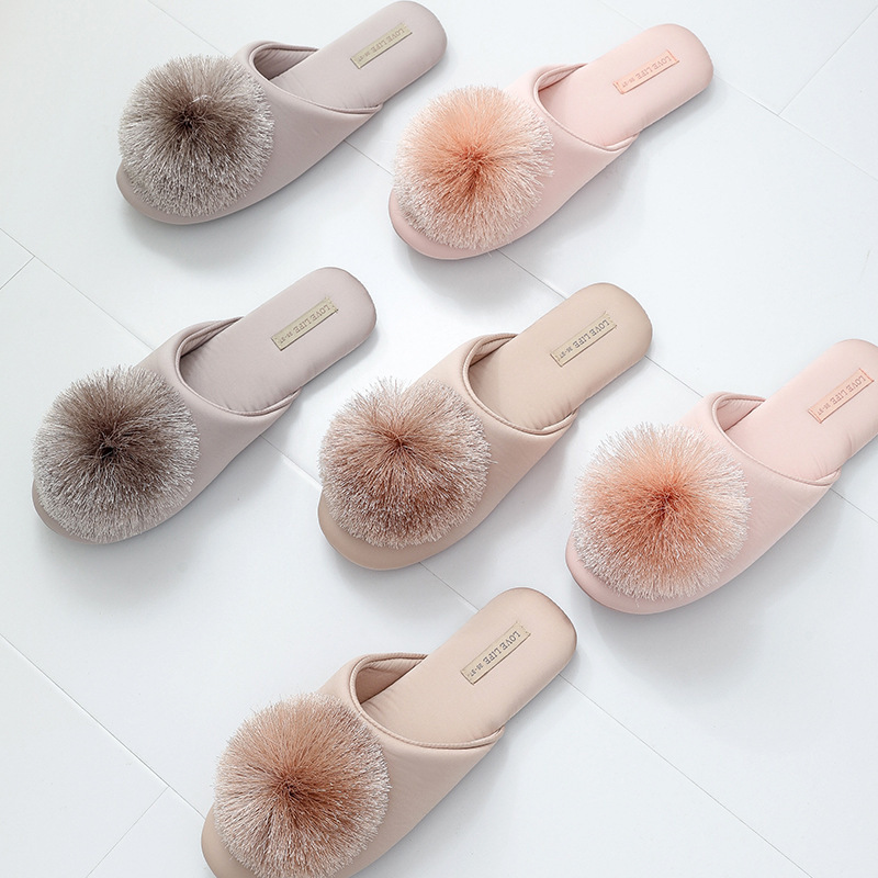 Wholesale cross-border new products Tassel ball Mao Mao indoor home slippers women's autumn and winter shoes warm slippers explosion generation