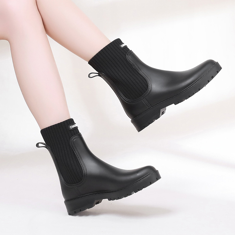 Rain Boots Women's Waterproof Shoes Women's Outer Wear 2023 New Rain Boots Japanese Anti-slip Water Shoes Thick Sole Rubber Shoes Fashion Overshoes