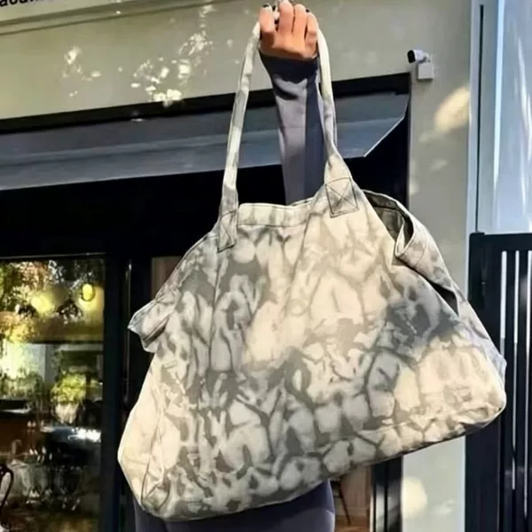 Yoga Bag, Fitness Bag, Canvas Bag, Outdoor Sports Bag, Large Capacity Portable Shoulder Bag, Alo Camouflage Bag