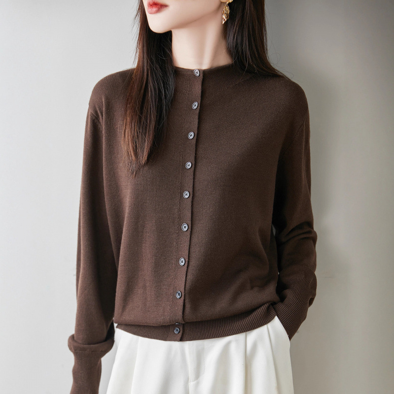 Old Money Style Knitted Cardigan for Women 2025 New Design Buttoned Sweater Coat Slimming Warm Base Layer Top