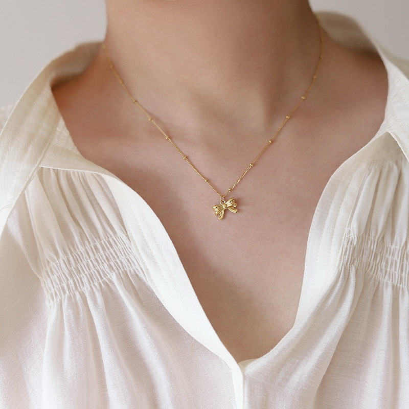 curb chain Chain Type Titanium Steel Copper 18K Gold Plated Retro Bow Knot Pendant Necklace