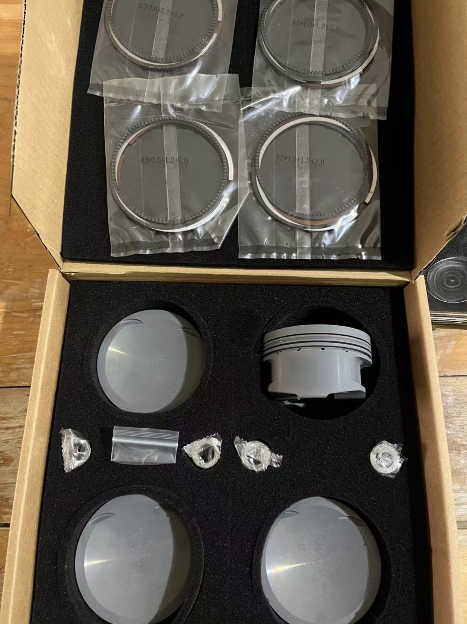 Ea113 Forged Piston, Oe Number 06D107066R~1.8T/2.0T/Tsl/Tfsl Stable High Performance