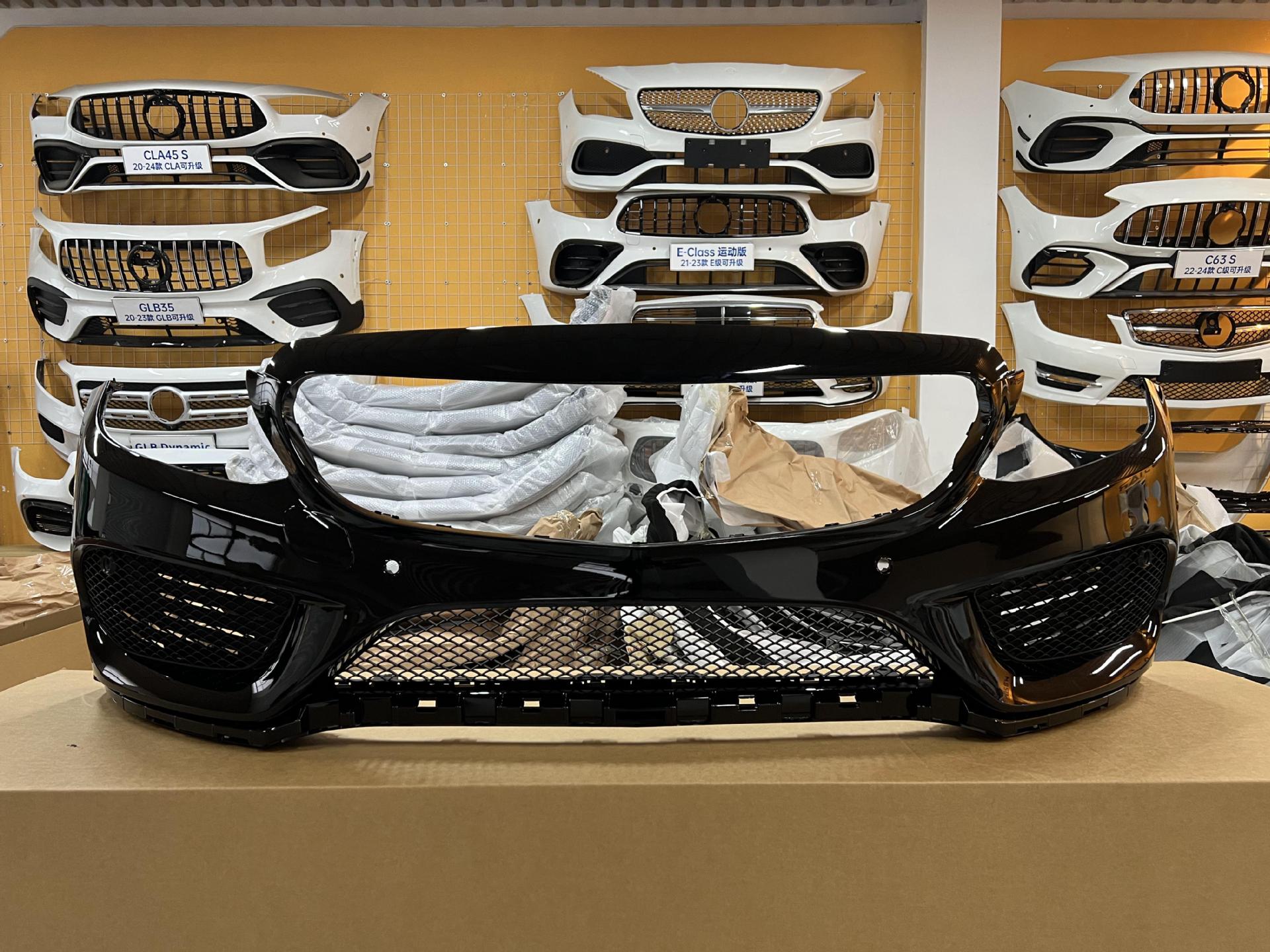 2058801840 2058802440 Suitable for 2015-18 Mercedes-Benz W205 C300 Car Front Bumper