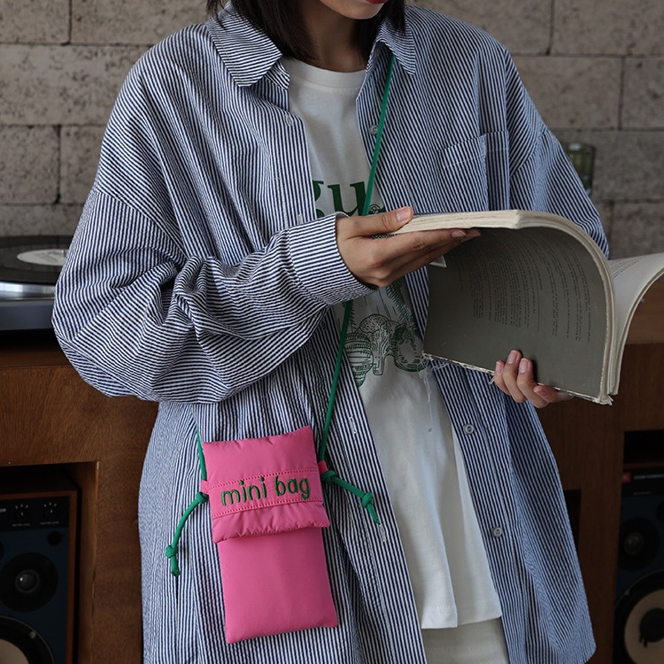 Estilo coreano lindo suave Lindo bolso del teléfono móvil estilo coreano estudiante mini bolso del mensajero del hombro femenino nicho diseño bolsa de tela bolsa pequeña