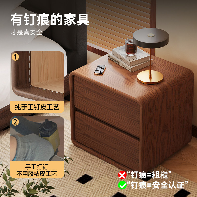 Mesitas de noche de estilo mediano y antiguo, dormitorios domésticos de madera maciza 2026 se venden en caliente, exquisitos y pequeños armarios de almacenamiento al lado de la cama están exentos de instalación.