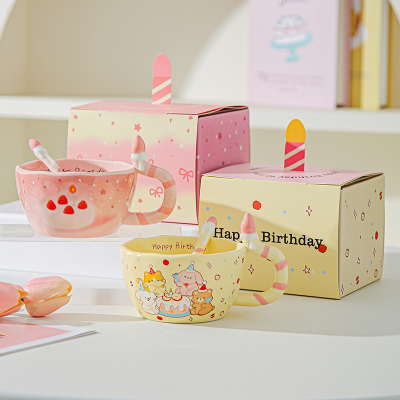 Hermosas copas de cerámica de alto valor facial para un regalo de cumpleaños para una chica, una amiga, un regalo práctico.