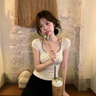 设计感方领波点小上衣女假两件镂空蝴蝶结修身短款辣妹打底衫T恤