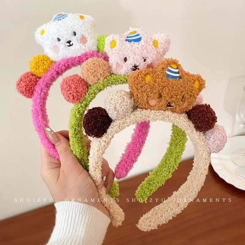 Lavar la cara de la banda de cabello para mujeres nuevas tarjetas de cabello rojas dulces en línea con máscaras antideslizantes de peluche para niños adorables adornos de cabello de dibujos animados