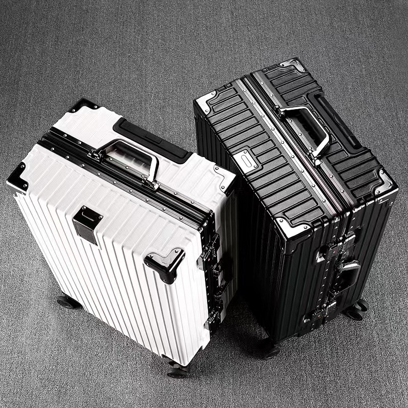 Sturdy and durable aluminum frame trolley case for men and women, with universal wheels, large capacity, combination lock, and student leather suitcase.