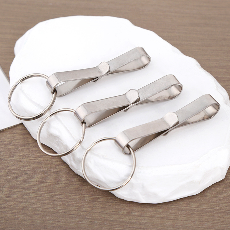 Stainless steel old-fashioned keychain double-sided S-shaped creative keychain 8-shaped buckle a two-dollar store stall supply wholesale