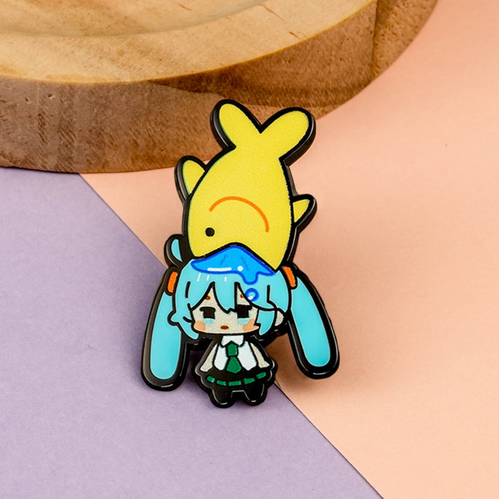 Hatsune Miku Q-version metal brooch, Hatsune Miku fan-made enamel badge, cute cartoon accessory for collars and bags