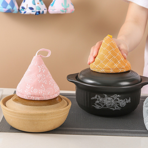 Kitchen heat-resistant lid cover Japanese triangular cotton linen heat insulation pot handle cover sand pot handle high temperature heat-resistant glove