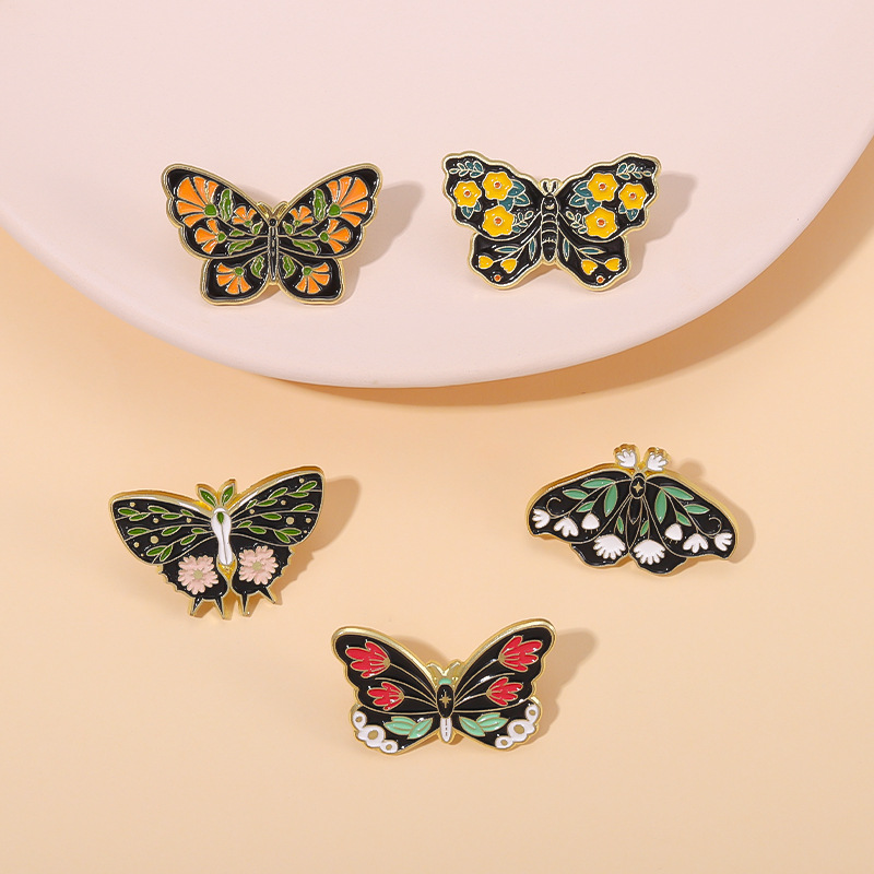 Fashion Flower Butterfly Alloy Stoving Varnish Unisex Brooches display picture 2