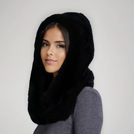 成人帽;包挂件;围巾