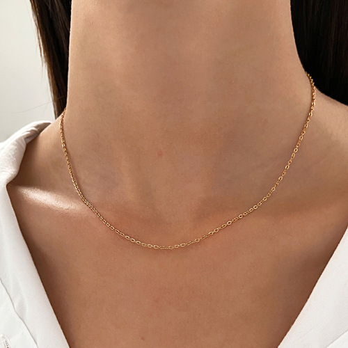 Stainless steel vacuum electroplated lip-shaped beaded chain trendy versatile simple women's necklace clavicle chain simple chain wholesale