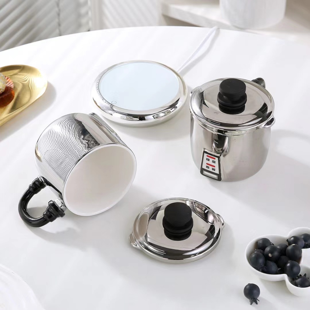 Personalidad creativa galvanizada de cerámica arroz cocina de estilo de taza de marca rojo en línea de alto valor facial taza de agua con tapa de regalo taza
