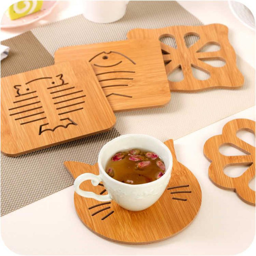 Insulated mat Hollow wooden thickened insulated place mat Hollow wooden coaster Non-slip bowl mat and plate mat