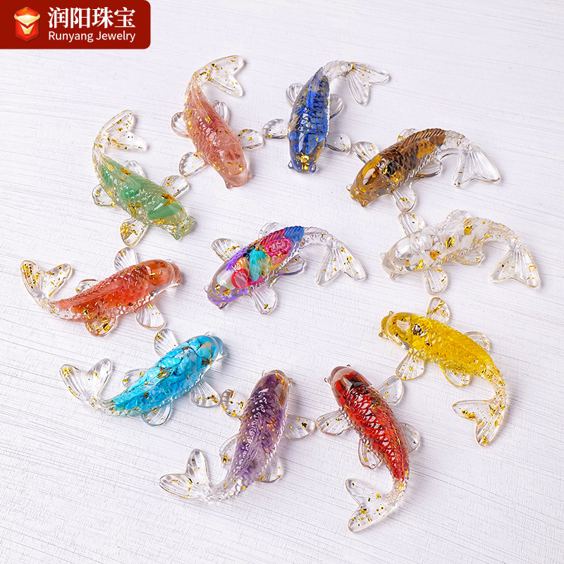 天然水晶小鱼摆件紫水晶黄水晶碎石滴胶锦鲤跨境工艺品车载摆件