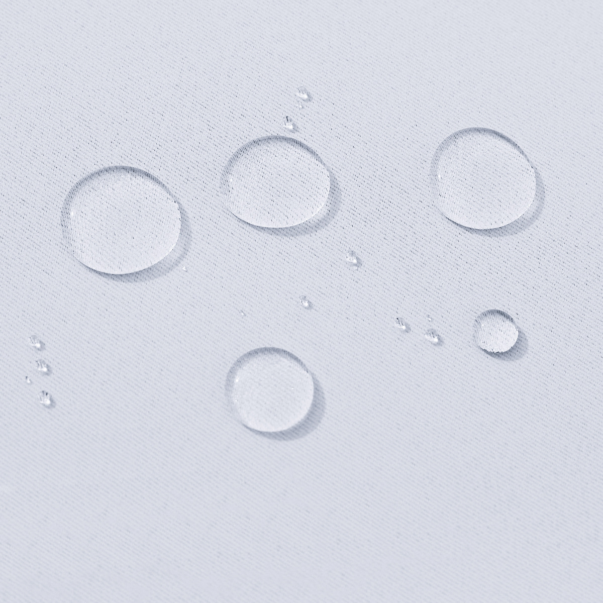 Cortinas impermeables perforadas de alta precisión de Amazon, pabellones de balcón al aire libre, cortinas opacas terminadas, venta directa de fábrica al por mayor