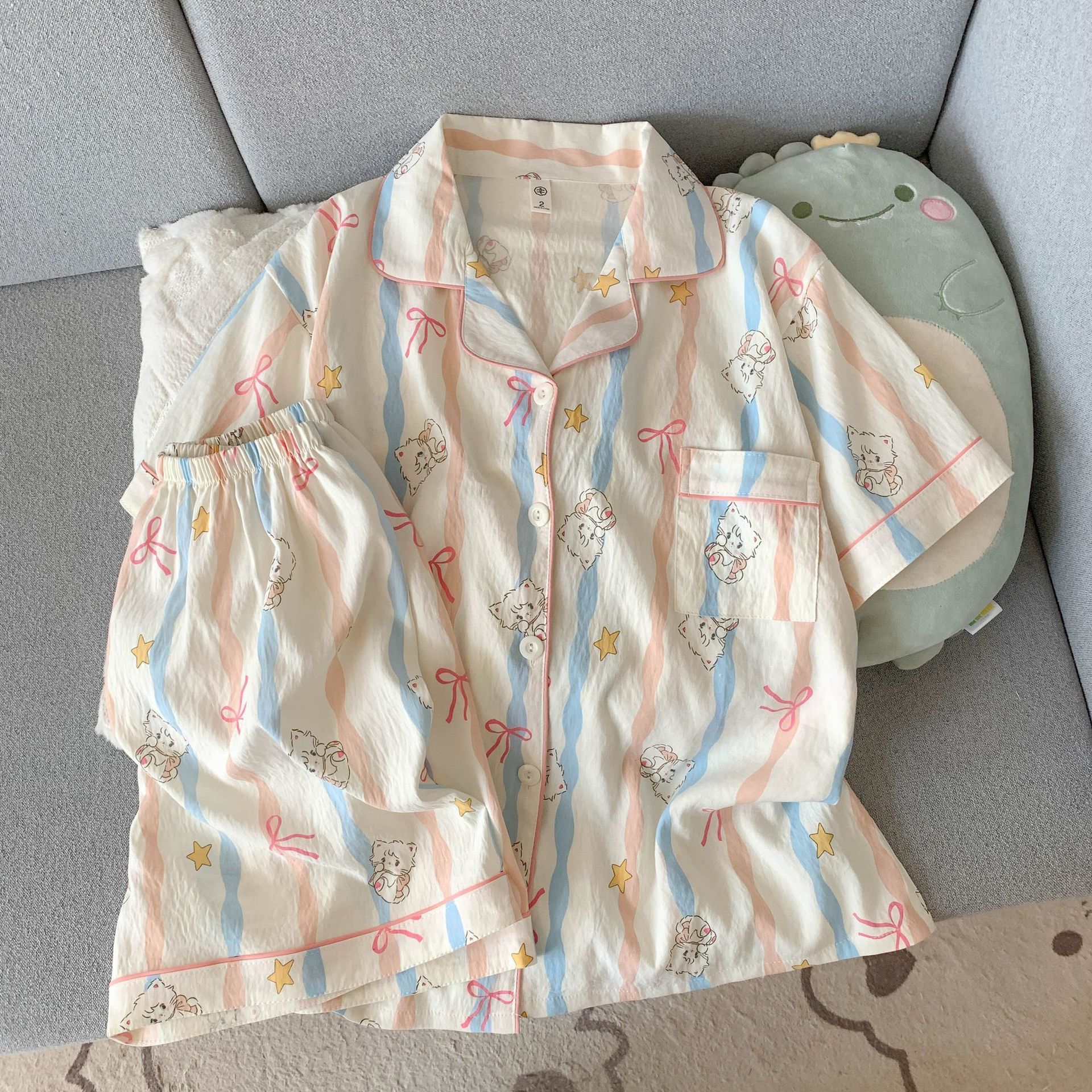 Venta al por mayor transfronteriza verano nuevo pijama mujer MIKK gato nube solapa de algodón cárdigan manga corta traje de servicio a domicilio dulce