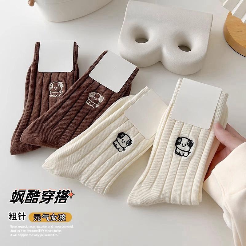 Trendy Influencer Ins. Fashionable and Popular Sports Socks for Women, Autumn and Winter Mid-Calf Socks, Long Socks, White Socks, Spring and Autumn Long Socks Trendy Influencer Ins. Fashionable and Popular Sports Socks for Women, Autumn and Winter Mid-Calf Socks, Long Socks, White Socks, Spring and Autumn Long Socks