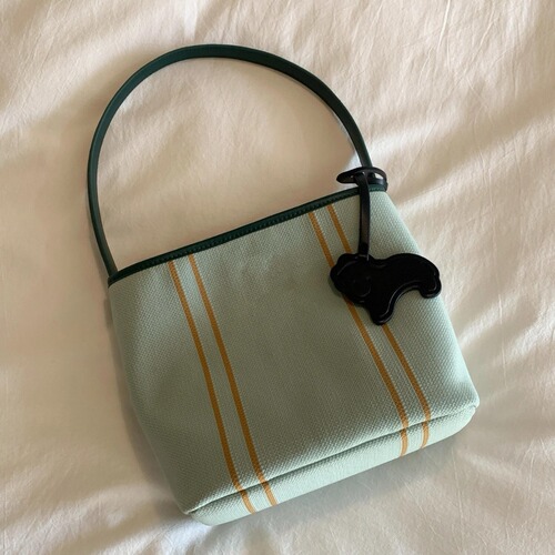 Large Capacity tote bag, 2024 new model, suitable for school, commuting, simple hand-held, stylish single shoulder or cross-body bag