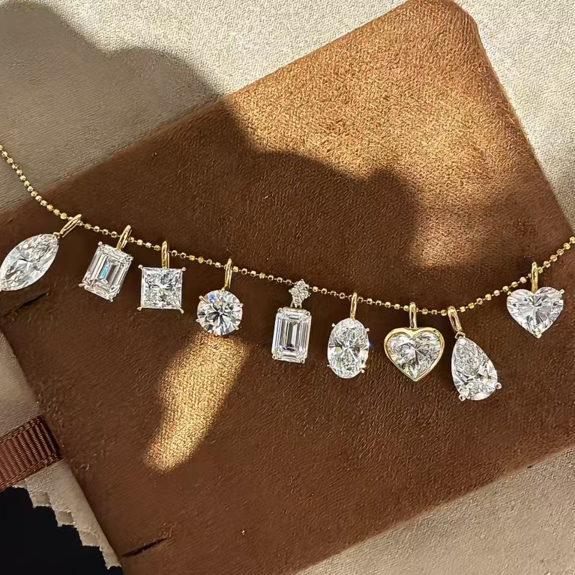 Detachable Zircon Water Drop Heart Single Pendant Necklace for Women, High-End Luxury Clavicle Chain Neck Chain