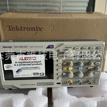 �F؛ Tektronix̩��TBS1102B-EDU�߾��Ȕ��ִ惦ʾ�����pͨ������