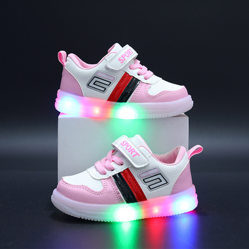 Children's Casual Shoes Spring and Autumn New Korean Version Magic Stick Soft Sole Children's Board Shoes with LED Light Up for Girls