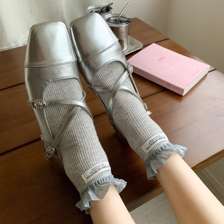 白色花边中筒袜女夏季薄款布标可爱miu系芭蕾风短袜2025新款爆款|undefined