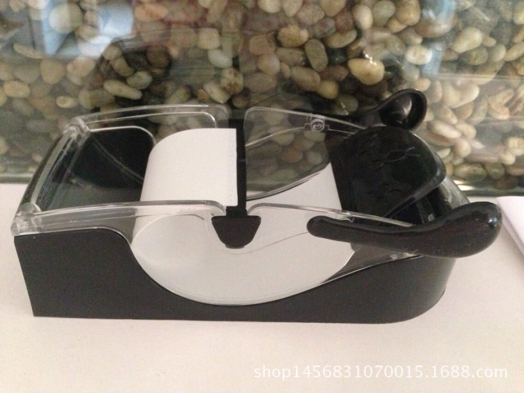 8592577311_2062623902