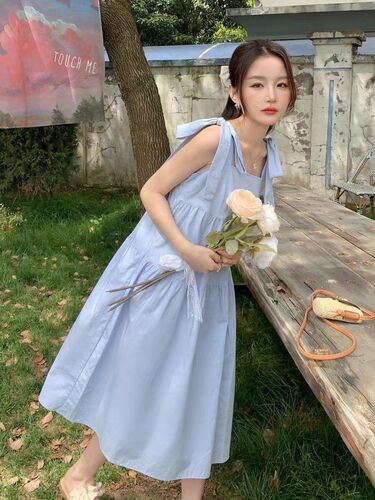 Chic design bow suspender dress for women's summer 2024 new Korean style loose salt-sweet dress