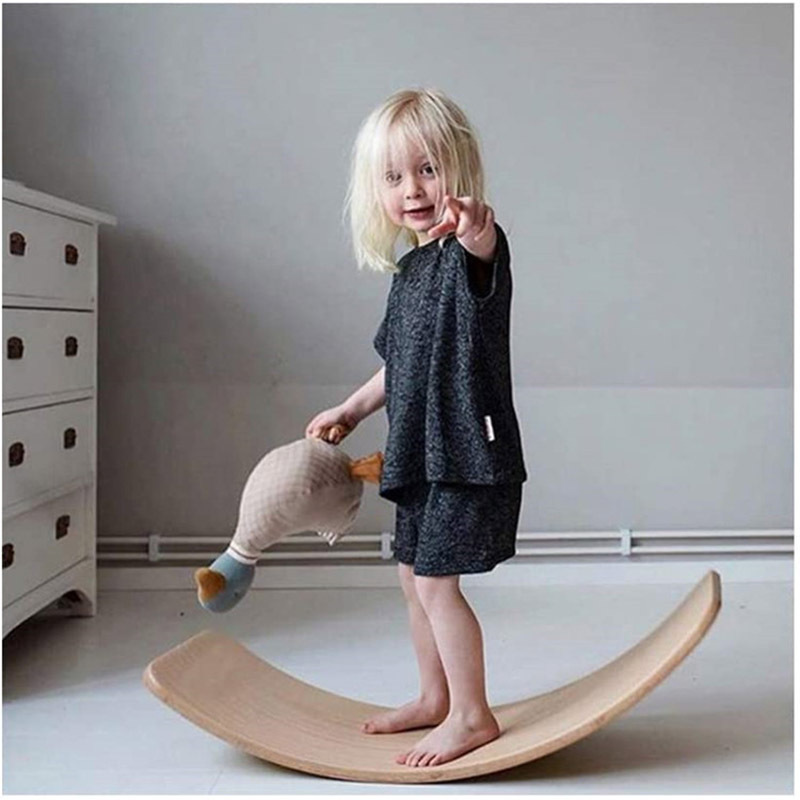 厂家定制新款北欧儿童弯曲板平衡木 跷跷板早教平衡训练 木制玩具