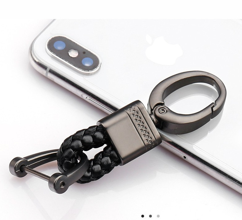 Llavero de metal creativo nuevo trenzado cuerda coche llavero Martin hebilla pequeño regalo colgante