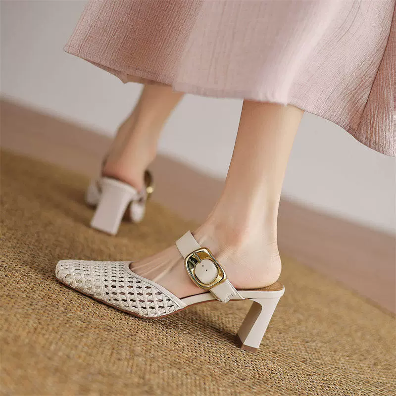拖鞋女夏外穿2026新款不累脚银色编织镂空包头凉鞋法式粗高跟凉鞋