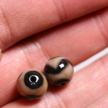 ������ɰ���������A������؂�������{�L���y���Ѫ�zС�����A��