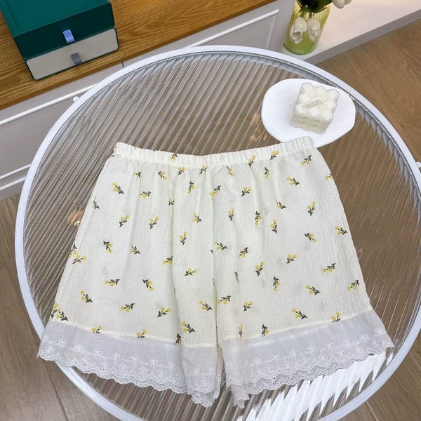 Flower-shaped, yellow