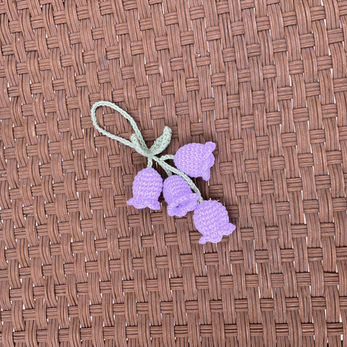 New crocheted doll line pendant, lily of the valley flower multi-color keychain, car bag bag pendant, creative girly gift
