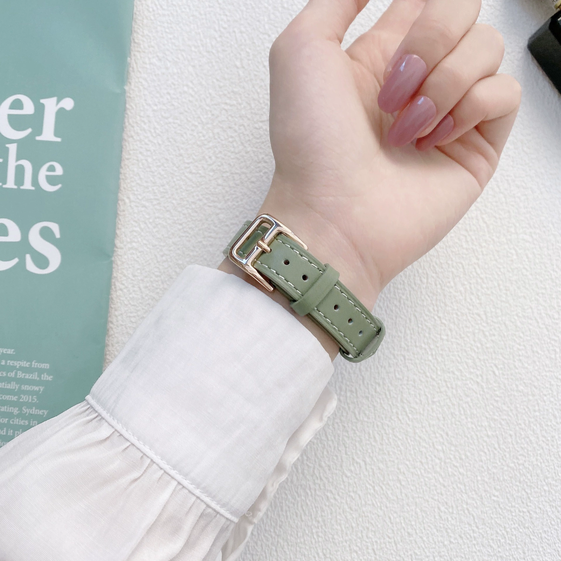 Подходит для Apple Watch Applewatch9 Простая кожаная ремешок iWatch876Se5432 поколение автомобиль тонкая модель