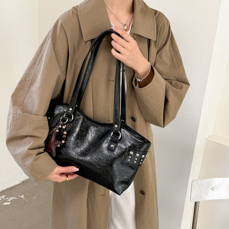 Túi tote nữ công suất lớn thiết kế tối giản phong cách Hàn Quốc, túi đeo vai đi làm — Deer Brown Không có mặt dây chuyền, Màu cà phê Không có mặt dây chuyền, Màu nâu không có mặt dây chuyền, kaki không có mặt dây chuyền chi tiết 26
