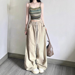 カーキ色の純色のコンビネーションカジュアルパンツ女性の夏のゆったりとした垂れ下がった感じがします。