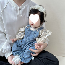 韩版婴儿衣服春秋装碎花上衣牛仔背心连体裤爬服套装女宝宝两件套