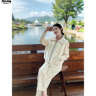 С���L��ɫᘿ�ƴ�ӷ�ˮ��ë�޷�����Ů��2024�¿ů�A�������