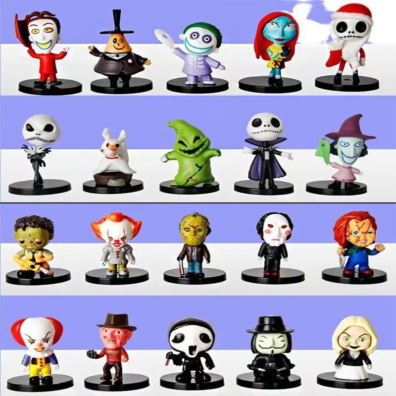 国境を越えた10種類のクリスマスの夜のスリルジャックJack Skellington人形がハロウィーンの車に飾られている|undefined
